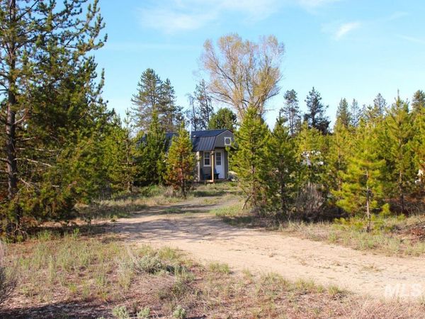 7 Placer Place, Cascade, ID 83611