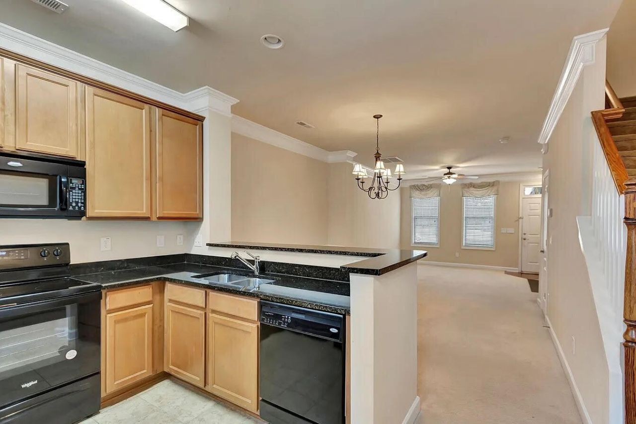 804 Rue Drive Photo 4