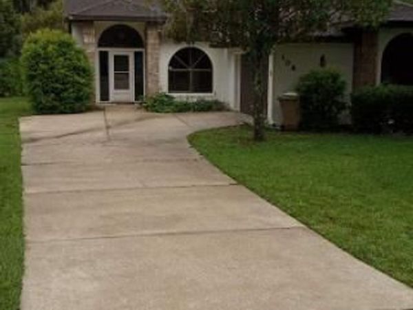 108 Greentree Lane, Yalaha, FL 34797