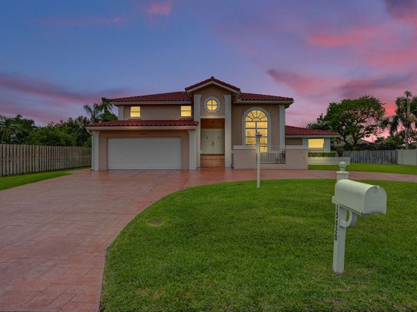 15620 Canterbury Court, Davie, FL 33331
