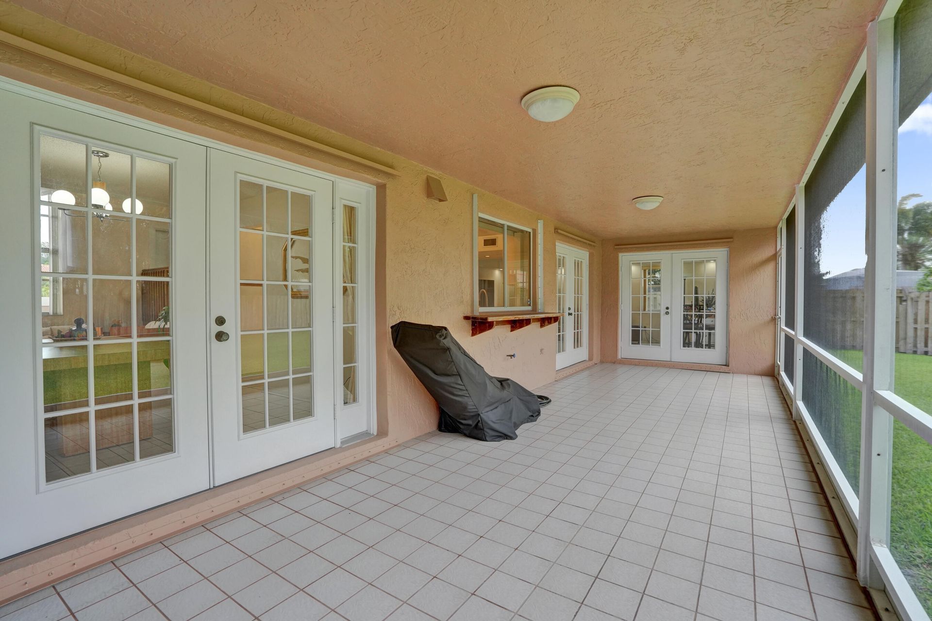 15620 Canterbury Court, Davie, FL 33331 Photo