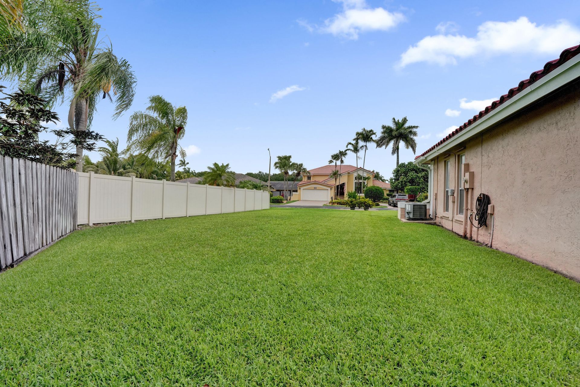 15620 Canterbury Court, Davie, FL 33331 Photo