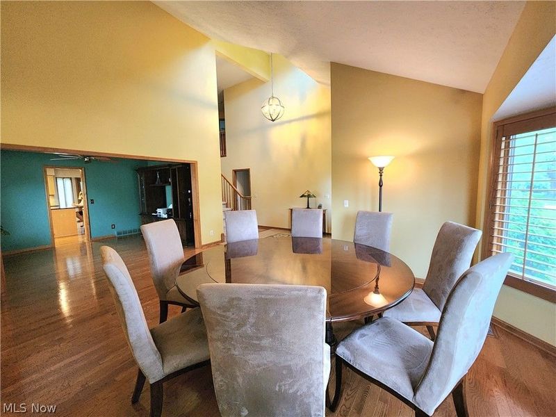 7278 Winchester Drive , Solon, OH 44139 Photo 4