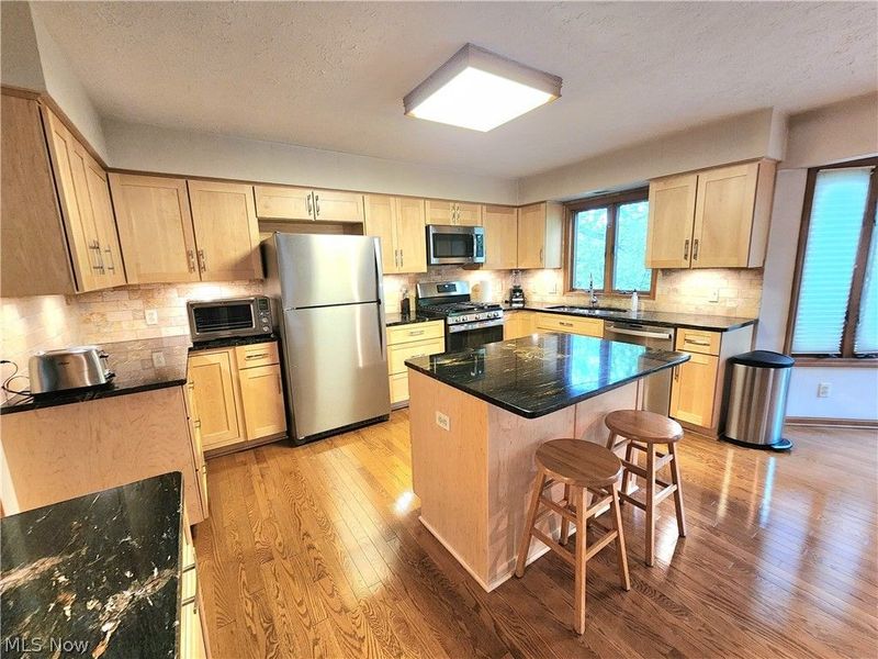 7278 Winchester Drive , Solon, OH 44139 Photo 9