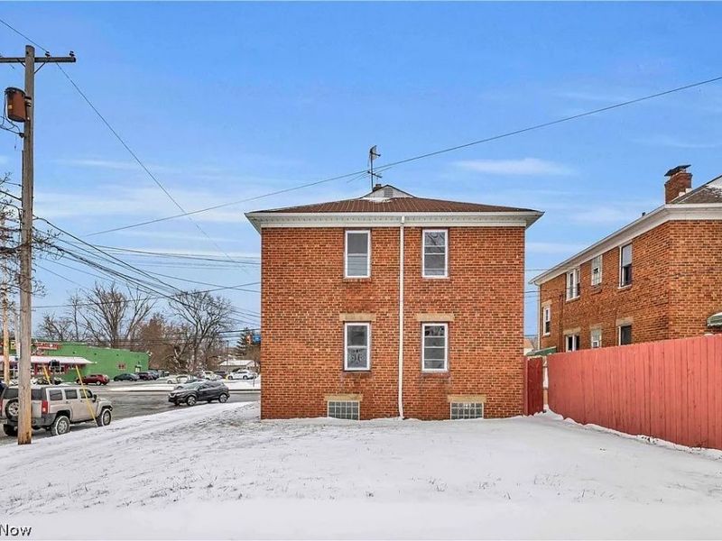3662 W 117th Street, Cleveland, OH 44111 Photo 2