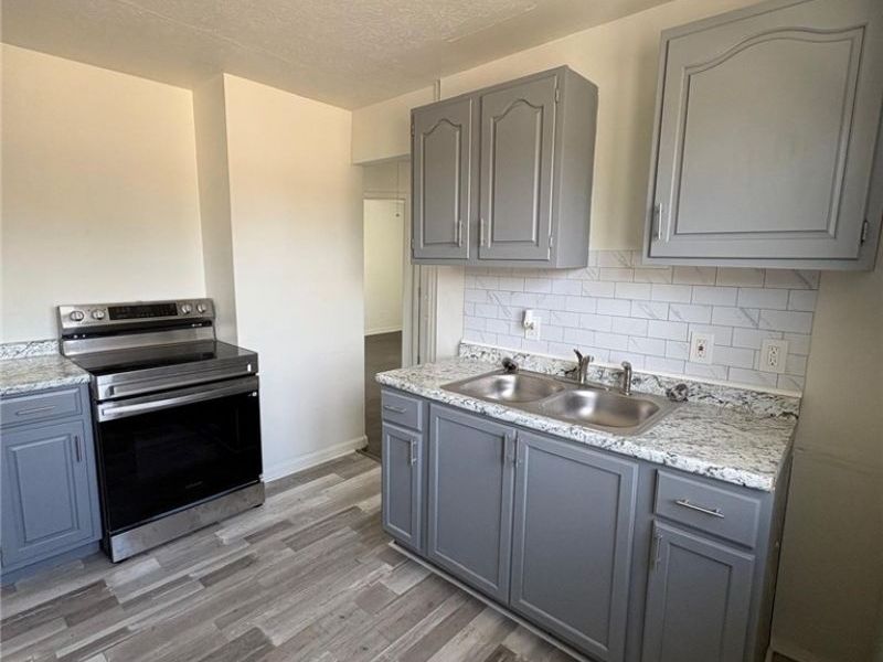 3662 W 117th Street, Cleveland, OH 44111 Photo 7