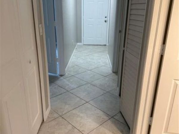 15415 Cedarwood LN , Unit 3, NAPLES, FL 34110