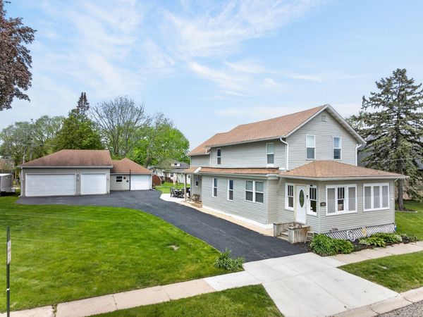 162 Park Street , Hampshire, IL 60140