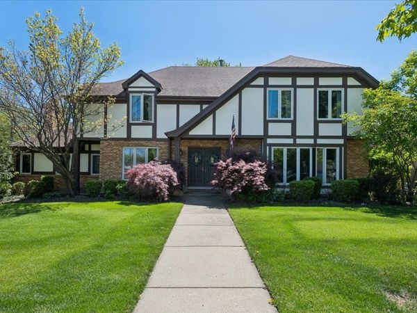 6729 W Ardmore Avenue , Chicago, IL 60631