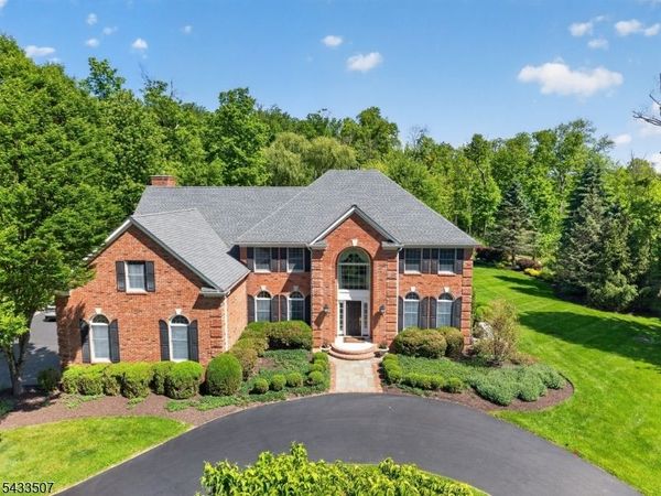 9 Haven Hill Rise, Raritan, NJ 08822