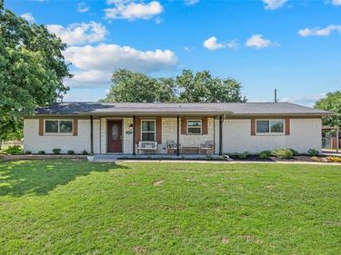 5656 Oak Haven Drive, Fort Worth, TX 76244