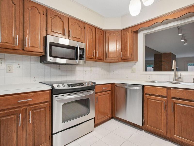 3160 Kingstree Court, Dublin, OH 43017 Photo 8