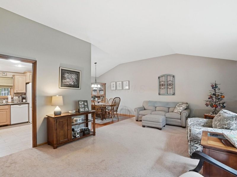 5894 Hall Road , Galloway, OH 43119 Photo 16