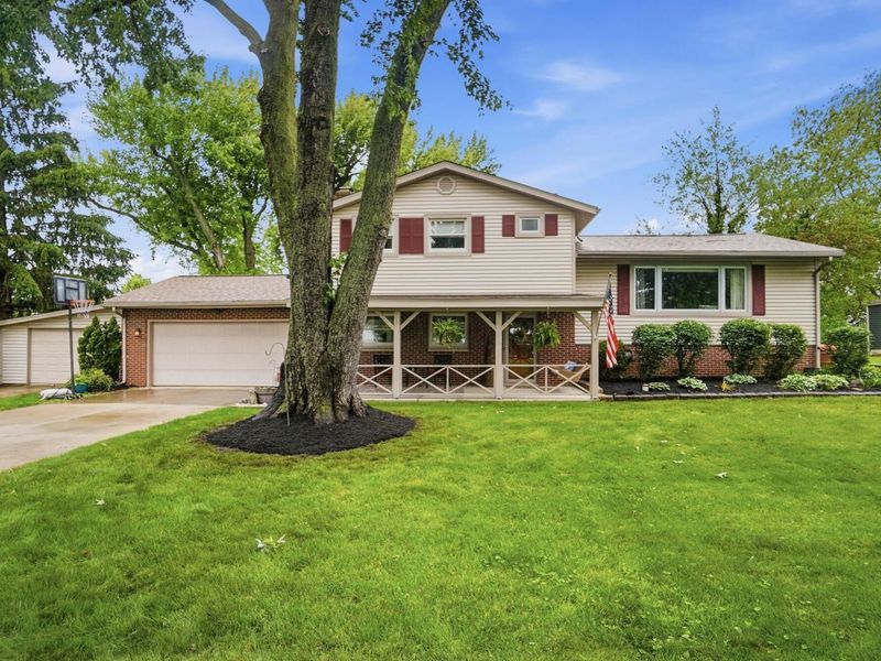 5894 Hall Road , Galloway, OH 43119 Photo 2