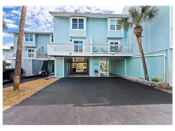 8522 Gulf Boulevard, Unit APT 20, Navarre, FL 32566