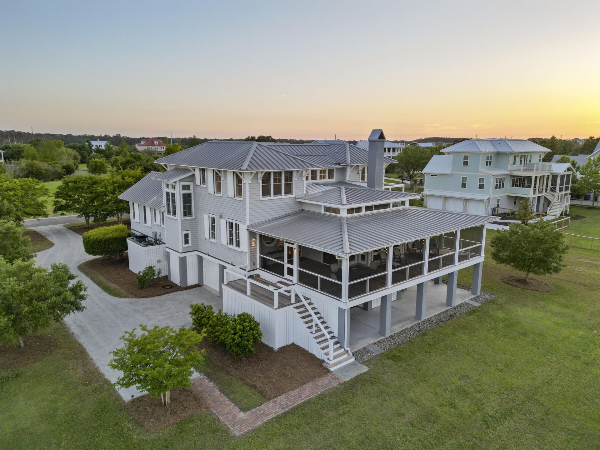 1518 Bower Lane Photo 4
