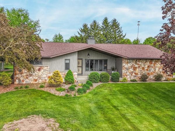 N8060 MAASS ROAD, Seymour, WI 54165