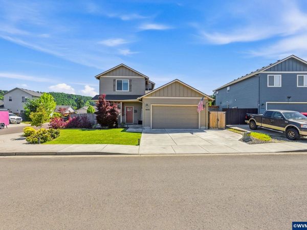 1202 Albatross Ct, Sweet Home, OR 97386