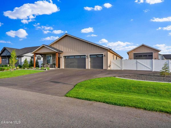 8108 W Splitrail AVE , Rathdrum, ID 83858