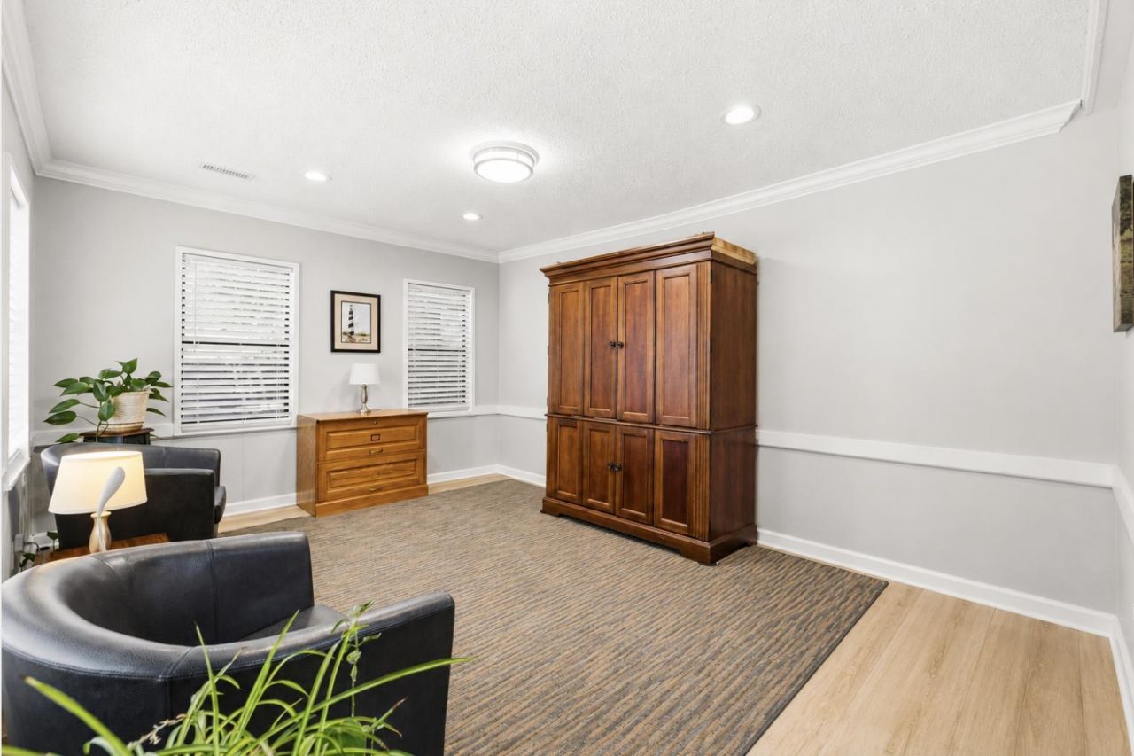 1724 Gibson Ave. Photo 13
