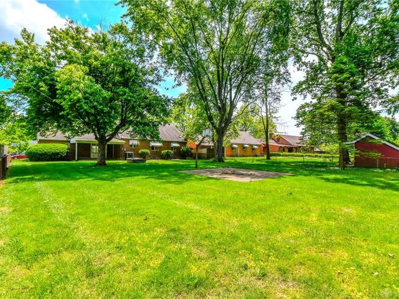 3919 Strathmoor Drive, Kettering, OH 45429 Photo 37