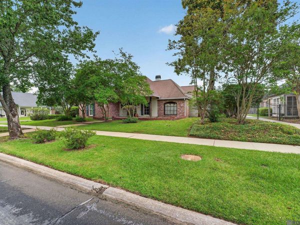 5143 N Pointer Ct, Baton Rouge, LA 70808