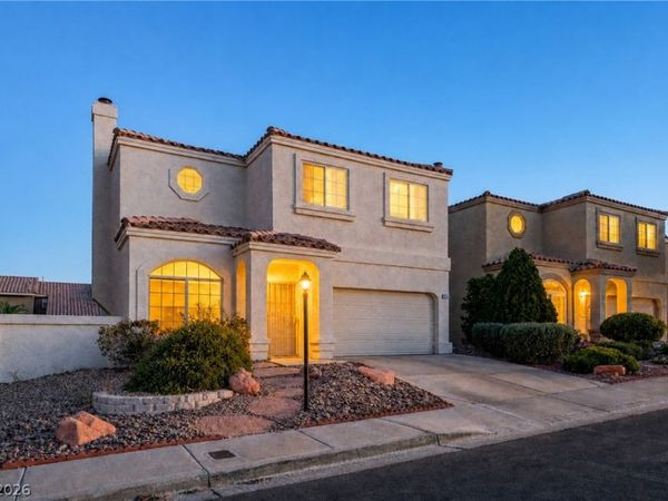 9051 Hollow Green Drive, Las Vegas, NV 89129