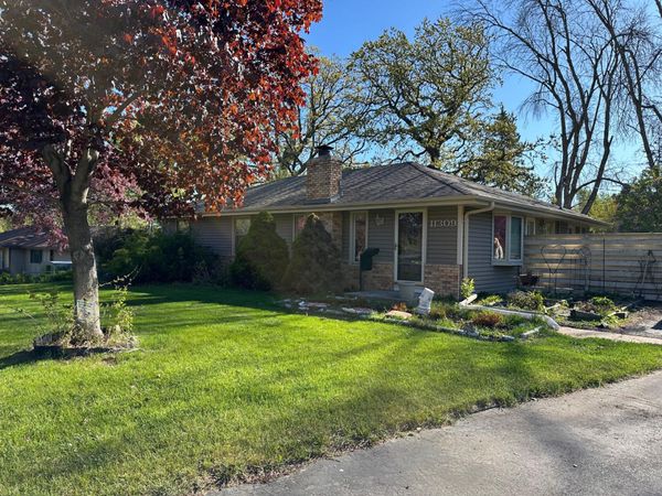 11309 France Avenue S, Bloomington, MN 55431