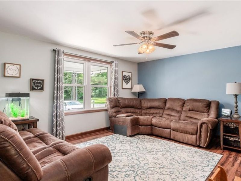 385 Irish Ridge Road , Philo, OH 43771 Photo 5