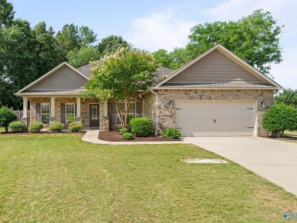 106 Somer Stone Court, Huntsville, AL 35811
