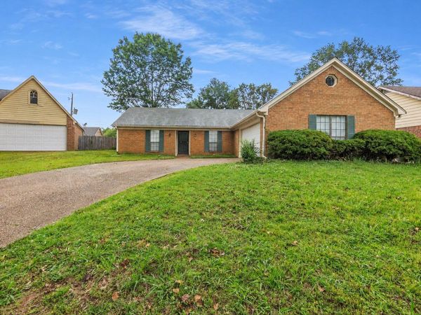6580 MEADOW BEND DR, Memphis, TN 38141