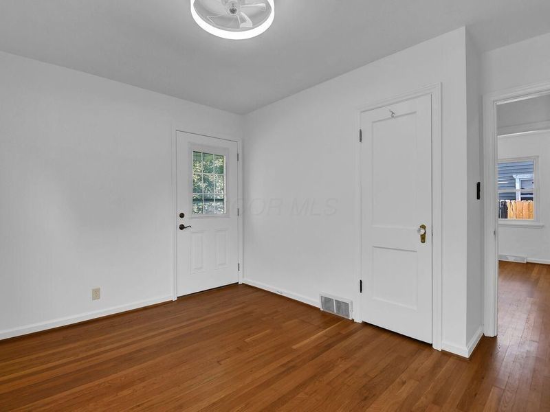 239 N Kellner Road, Columbus, OH 43209 Photo 12