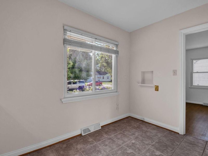 239 N Kellner Road , Columbus, OH 43209 Photo 8