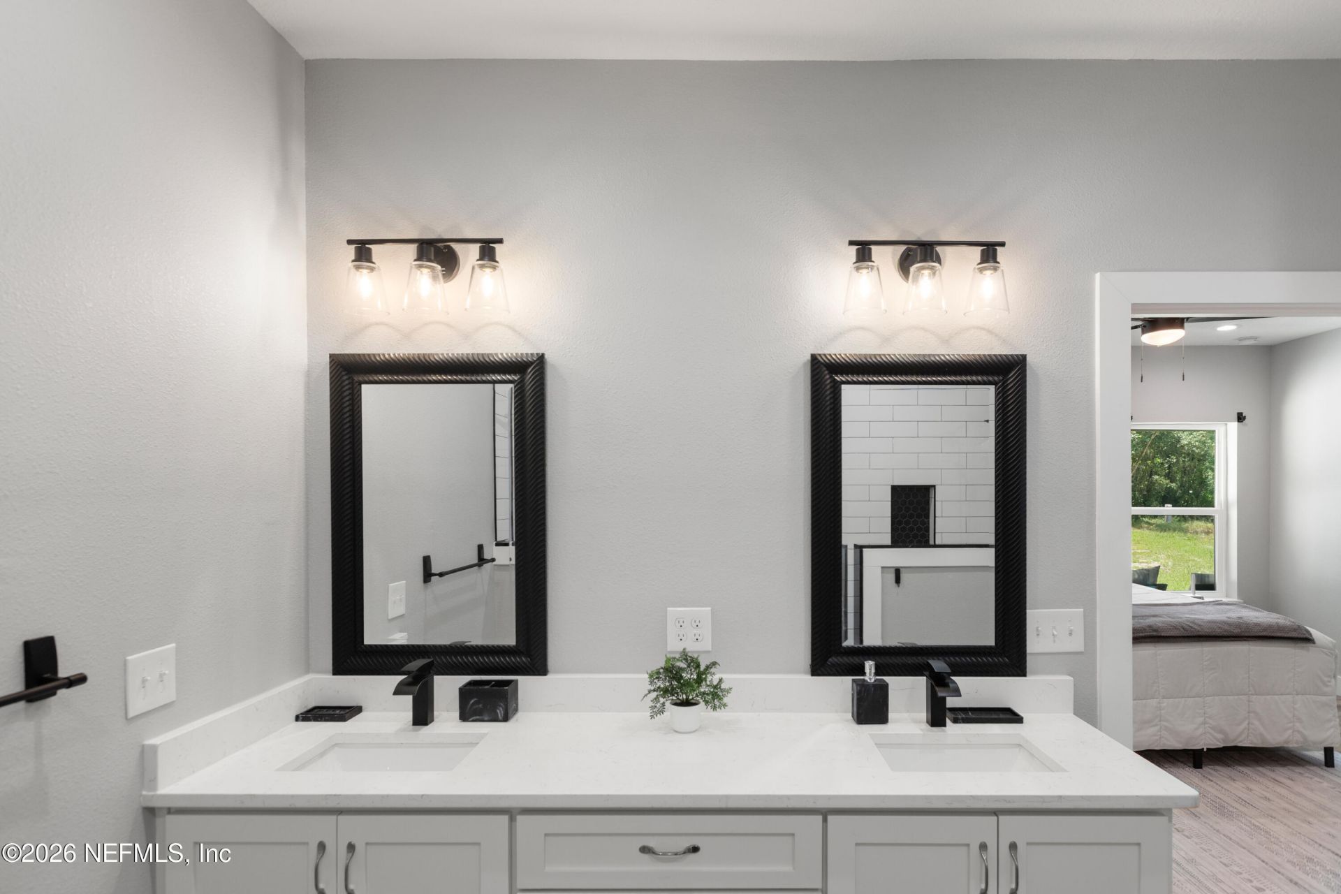 207 N Palmetto Avenue, Florahome, FL 32140 Photo