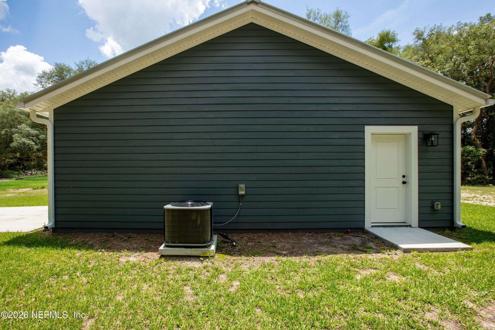 207 N Palmetto Avenue, Florahome, FL 32140 Photo