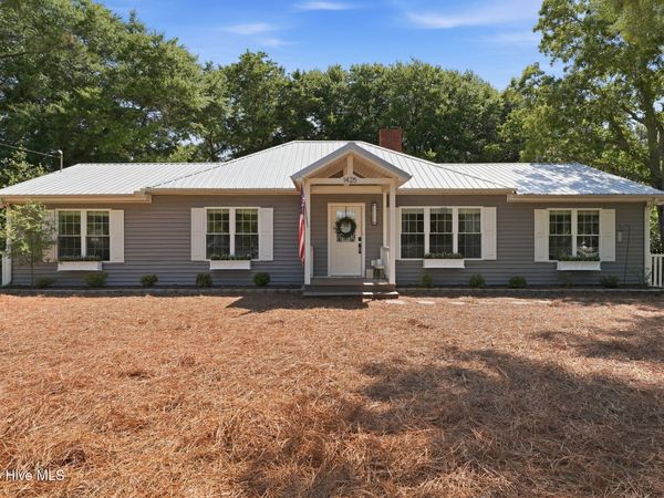 1425 Central Drive, Southern Pines, NC 28387