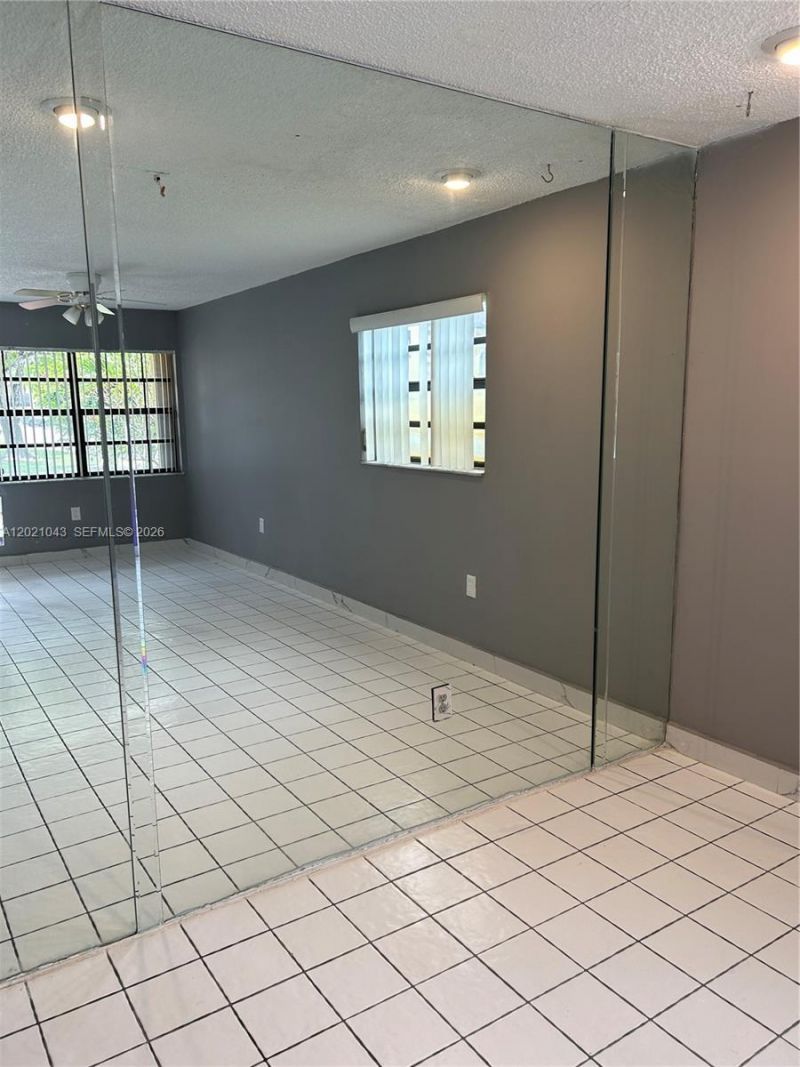 1136 NE 210th Ter , Unit 1136, Miami, FL 33179 Photo
