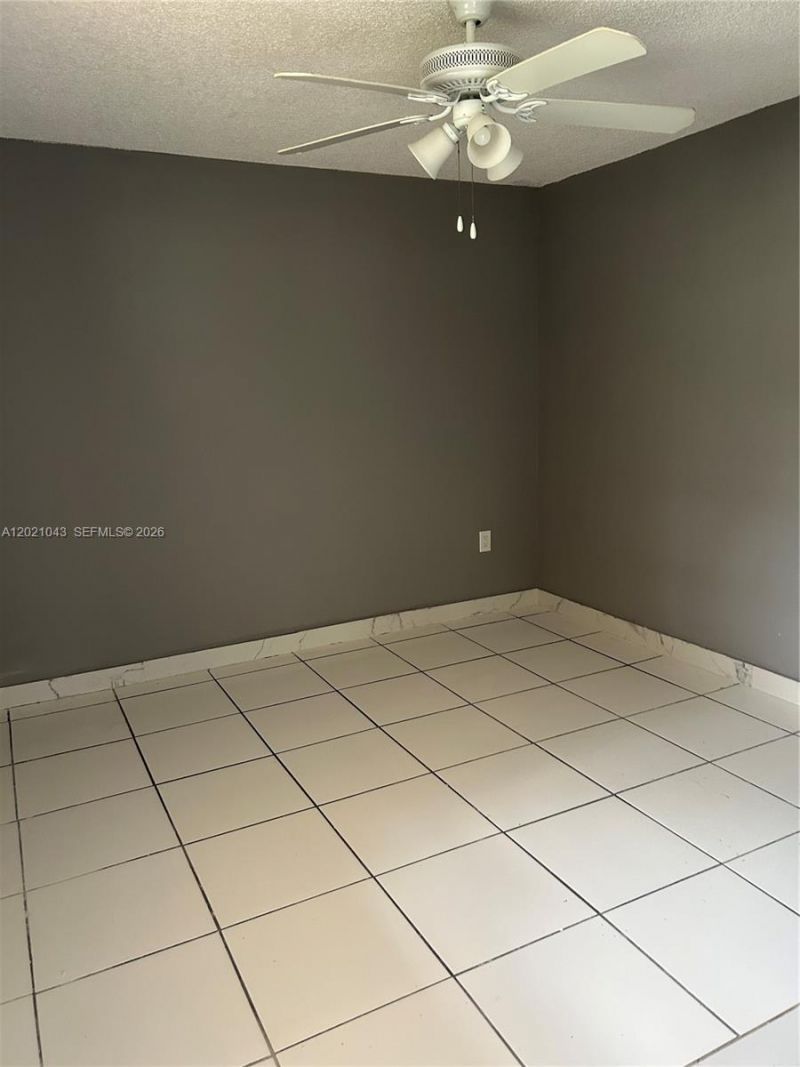 1136 NE 210th Ter , Unit 1136, Miami, FL 33179 Photo
