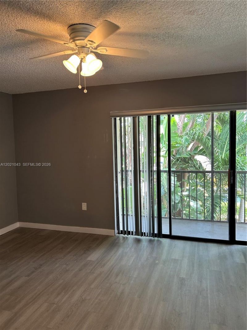 1136 NE 210th Ter , Unit 1136, Miami, FL 33179 Photo