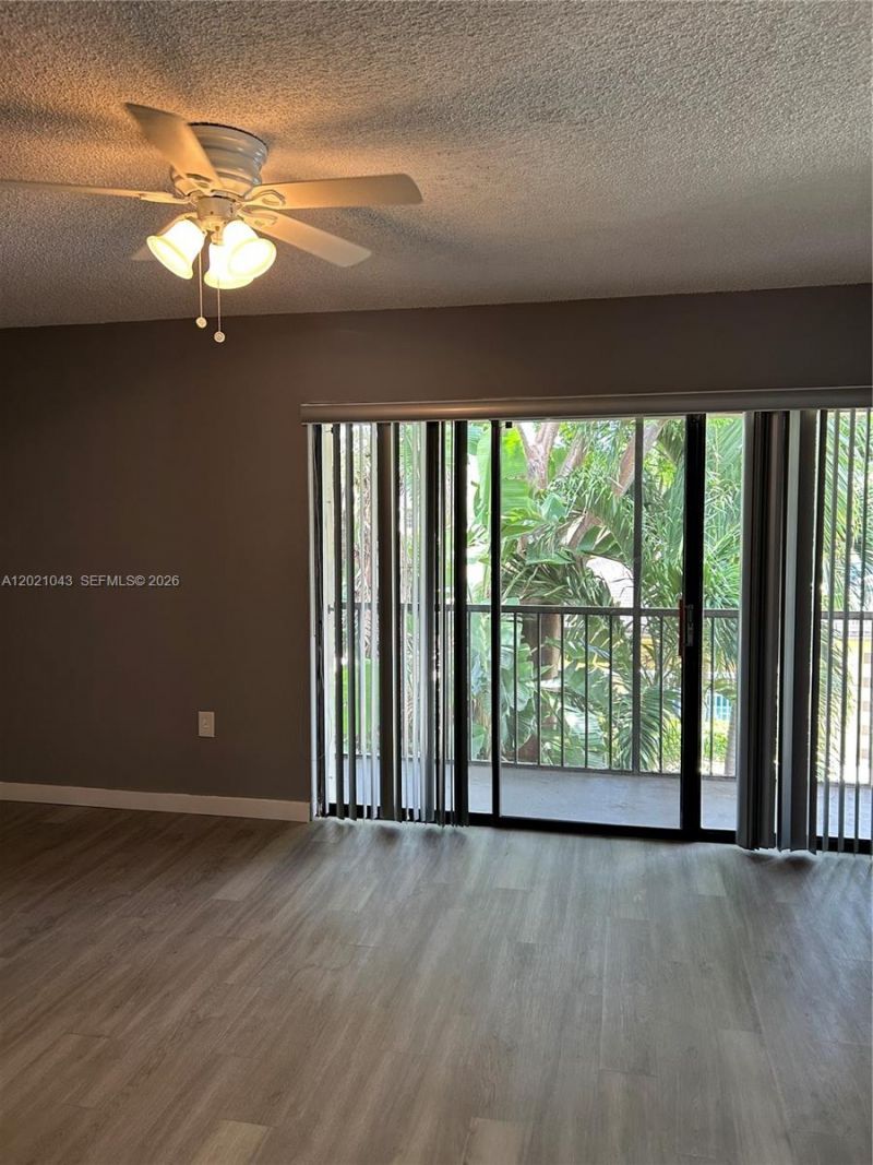 1136 NE 210th Ter , Unit 1136, Miami, FL 33179 Photo