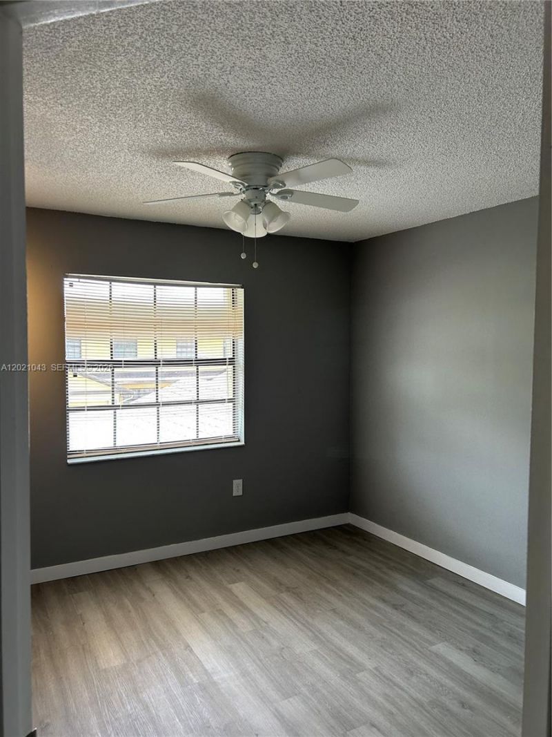 1136 NE 210th Ter , Unit 1136, Miami, FL 33179 Photo