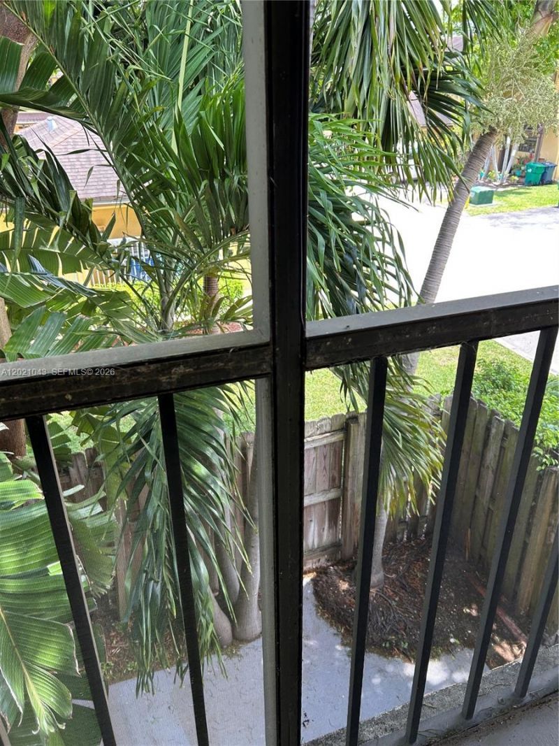 1136 NE 210th Ter , Unit 1136, Miami, FL 33179 Photo