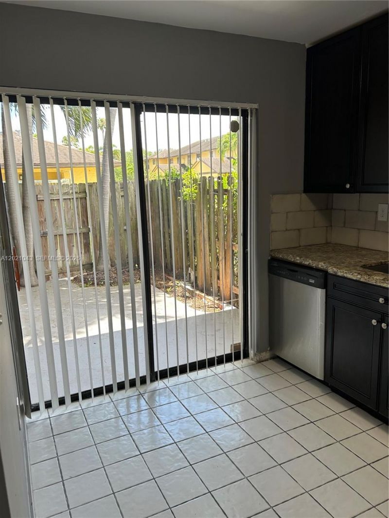 1136 NE 210th Ter , Unit 1136, Miami, FL 33179 Photo