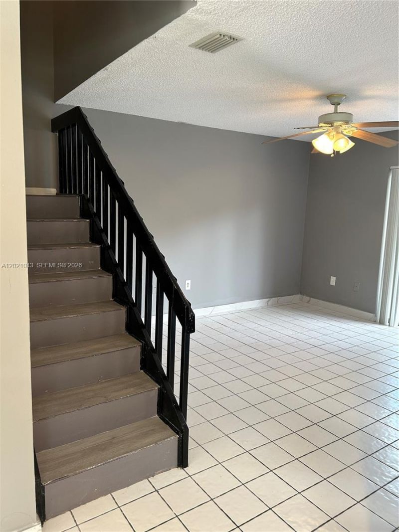 1136 NE 210th Ter , Unit 1136, Miami, FL 33179 Photo