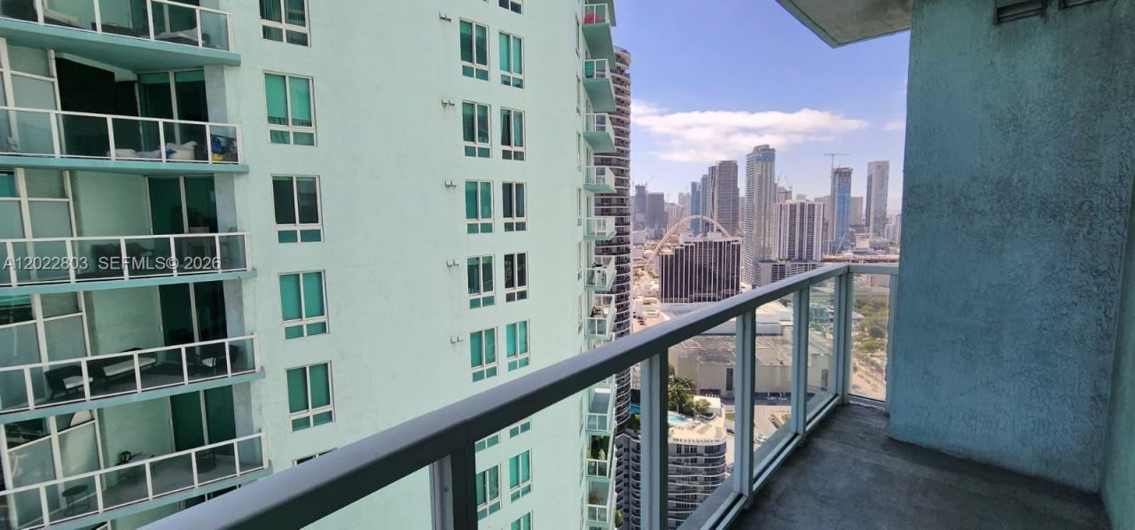 1900 N Bayshore Dr, Unit 3717, Miami, FL 33132 Photo