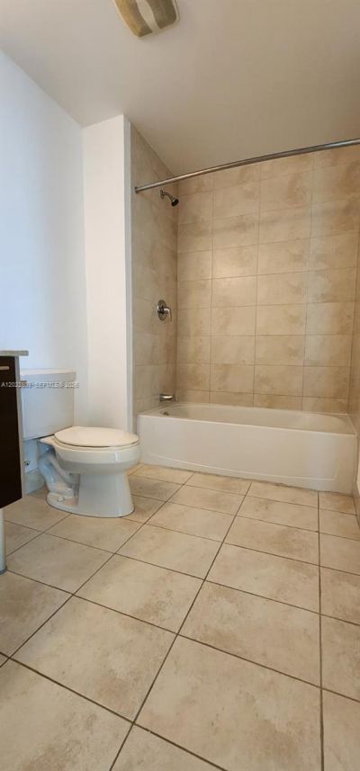 1900 N Bayshore Dr, Unit 3717, Miami, FL 33132 Photo