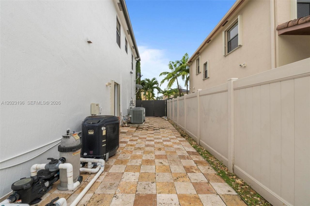 16125 SW 65th Ln , Miami, FL 33193 Photo