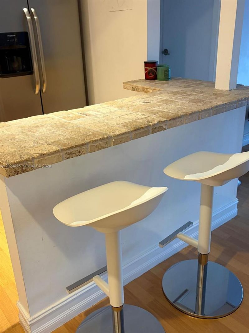 200 SE 15th Rd, Unit 7G, Miami, FL 33129 Photo