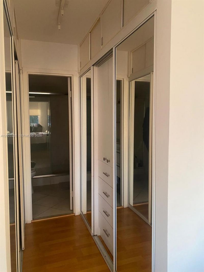 200 SE 15th Rd, Unit 7G, Miami, FL 33129 Photo