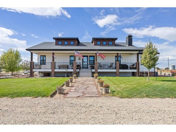 9200 Meadow Farms Dr, Milliken, CO 80543